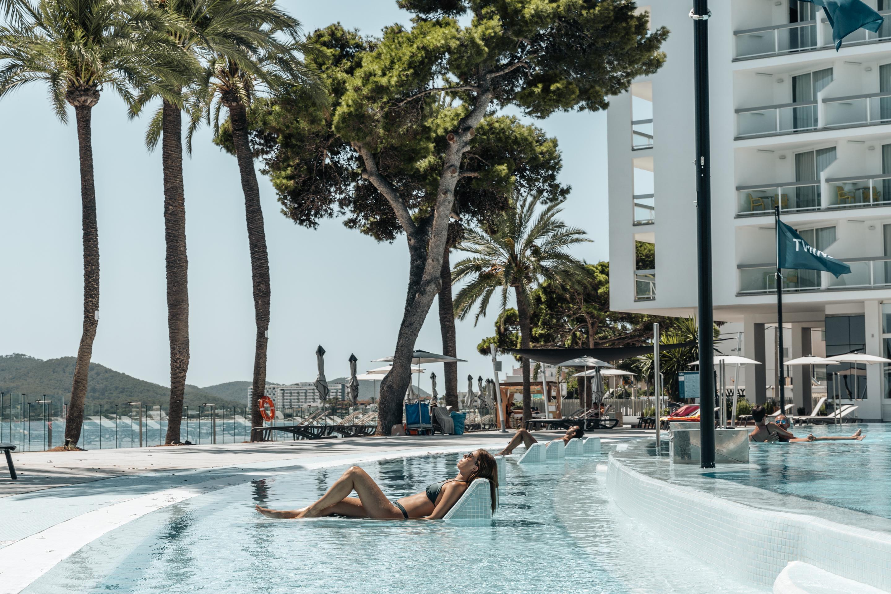 Готель The Ibiza Twiins - 4* Sup Плайя-ден-Босса Екстер'єр фото