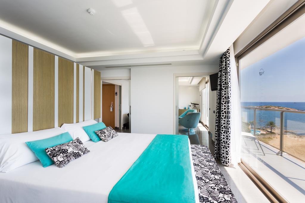 Готель The Ibiza Twiins - 4* Sup Плайя-ден-Босса Екстер'єр фото